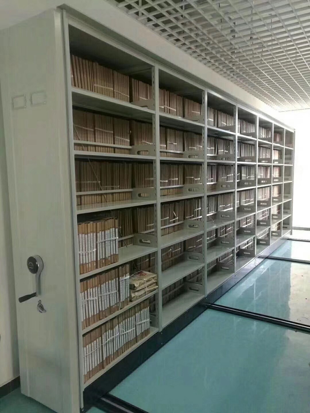 ����]�ܼ���