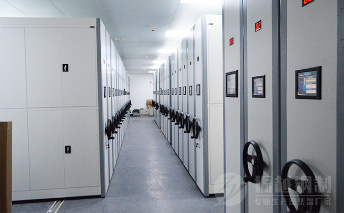 �����ܼ���S�҃r��