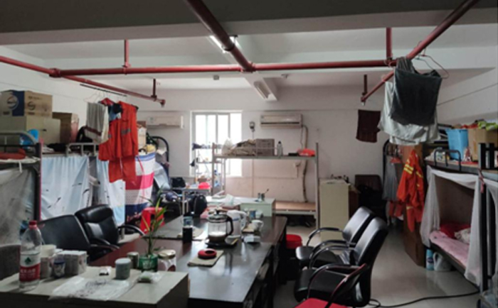 ���������D