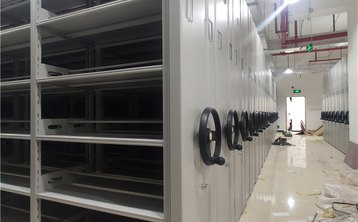 �n������β���