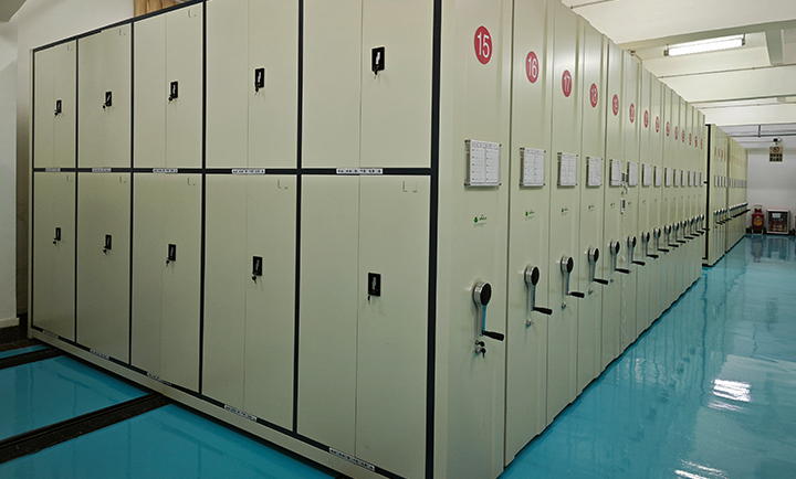 �WУ�ܼ��܈D